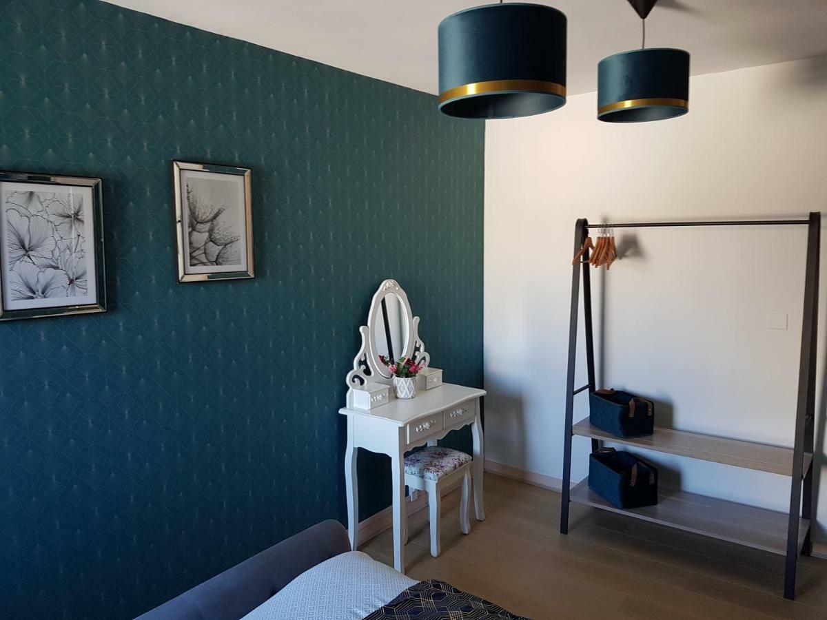 Апартаменты 221B Chic Et Colore !!! Шатору Экстерьер фото